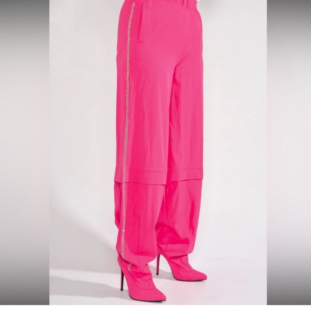 Cape Robbin Heels and Women's Hot Pink Wide-Leg Trousers with Side Detail